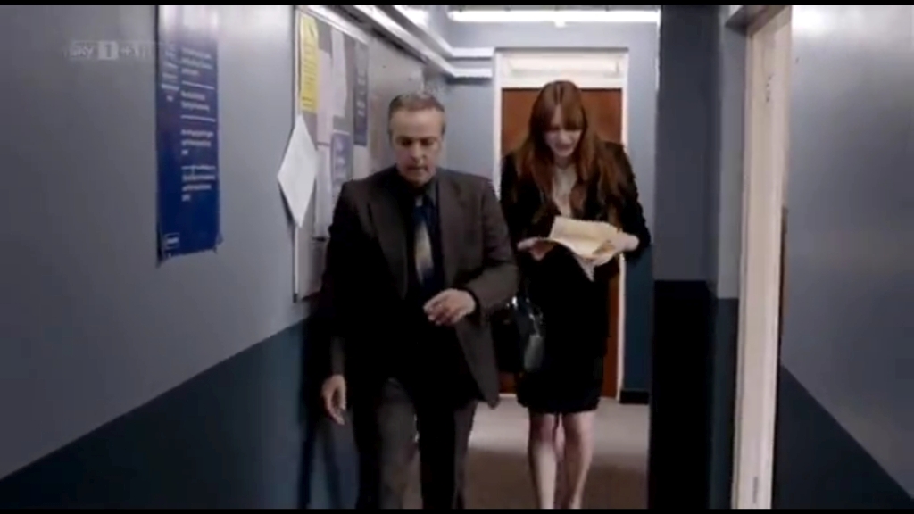 ATouchofCloth_3x01_TooClothforComfortPartOne_0075.jpg