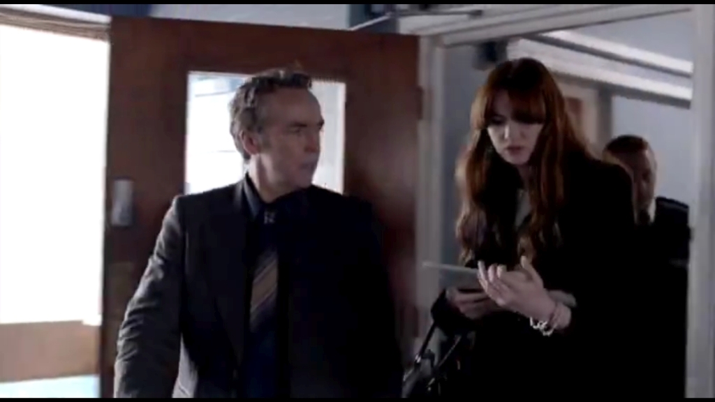 ATouchofCloth_3x01_TooClothforComfortPartOne_0077.jpg