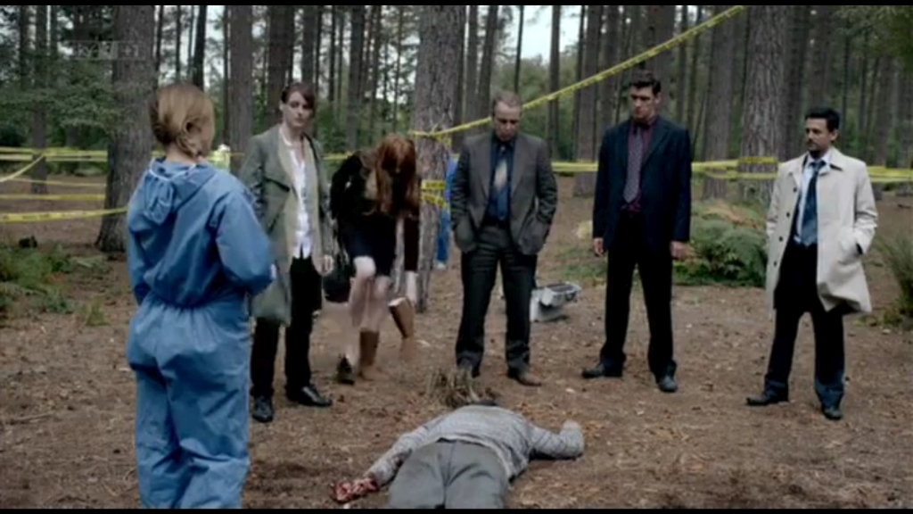 ATouchofCloth_3x01_TooClothforComfortPartOne_0124.jpg