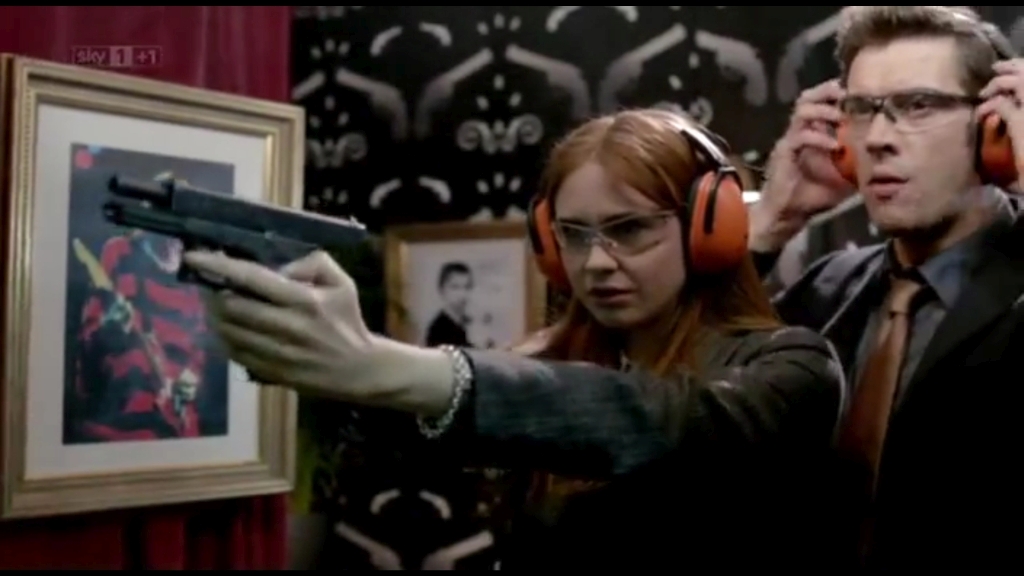 ATouchofCloth_3x01_TooClothforComfortPartOne_0235.jpg