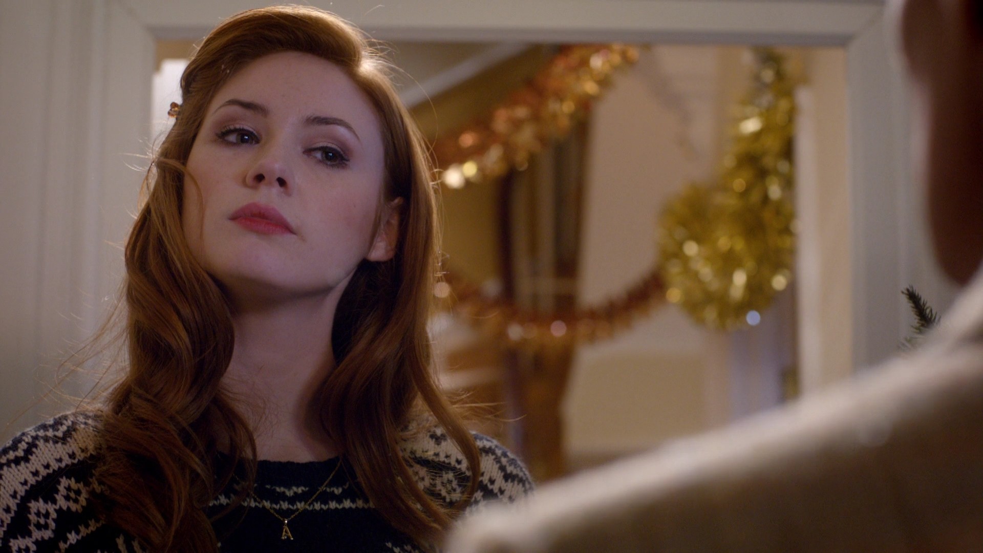 DoctorWho_ChristmasSpecial_TheDoctorTheWidowandTheWardrobe_0040.jpg