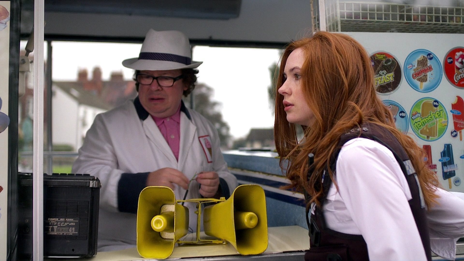 DoctorWho_5x01_TheEleventhHour_0128.jpg