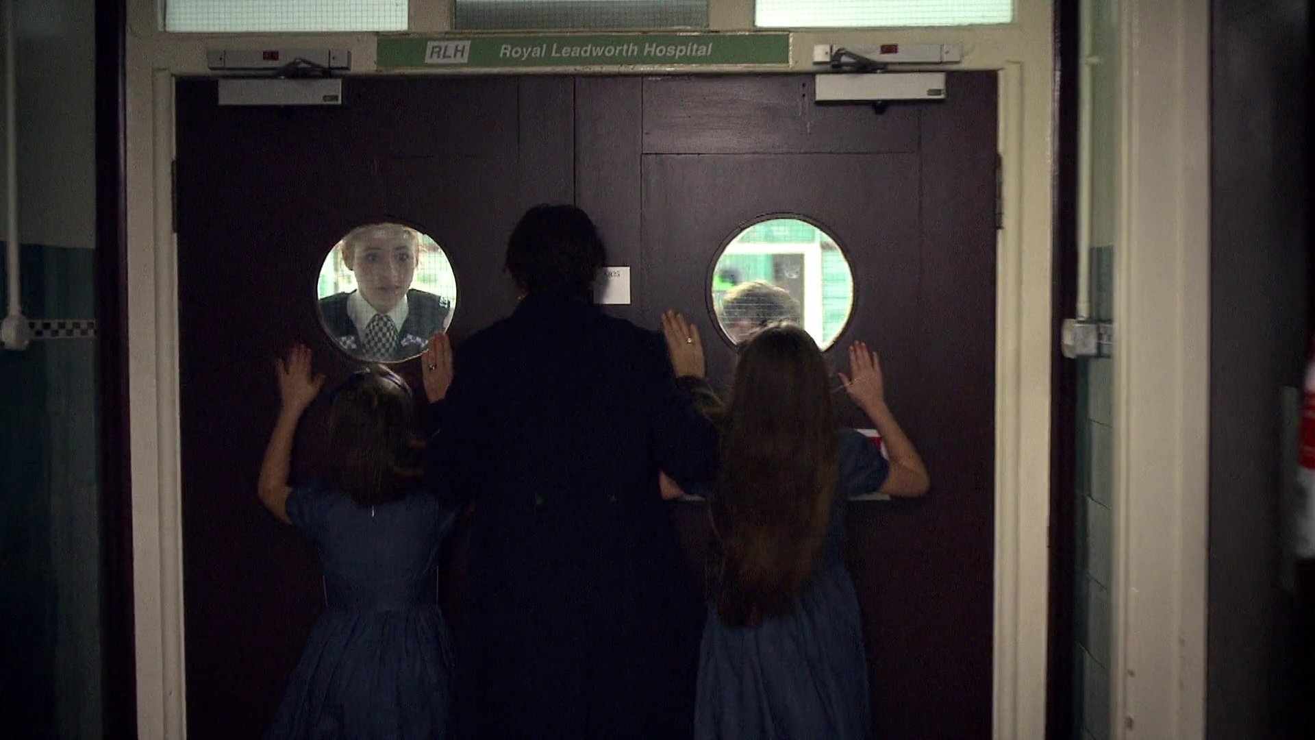 DoctorWho_5x01_TheEleventhHour_0288.jpg