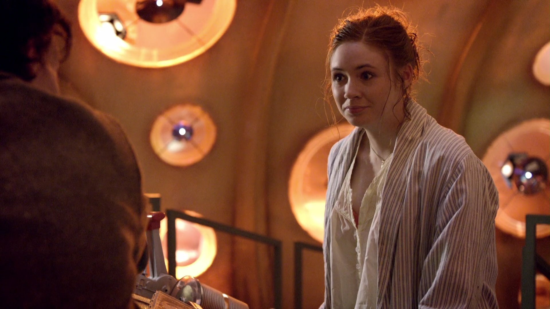 DoctorWho_5x02_TheBeastBelow_0488.jpg