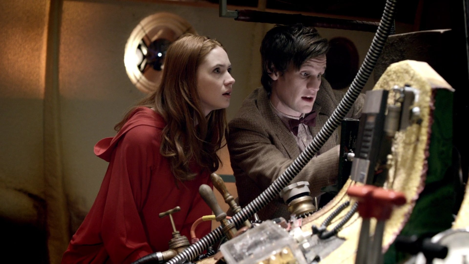 DoctorWho_5x04_TheTimeofAngels_0014.jpg