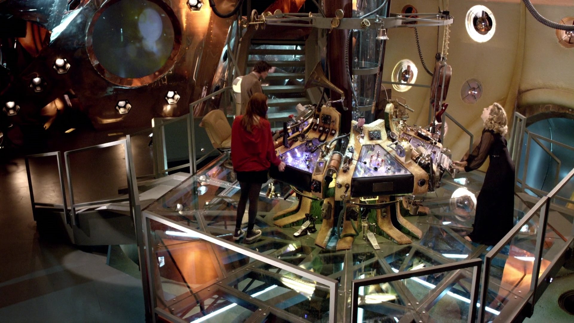 DoctorWho_5x04_TheTimeofAngels_0028.jpg