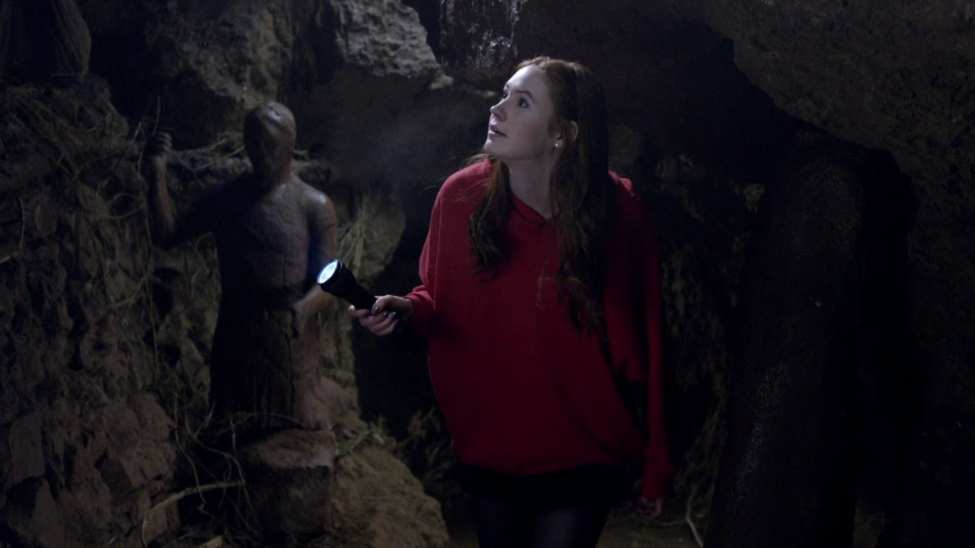 DoctorWho_5x04_TheTimeofAngels_0250.jpg