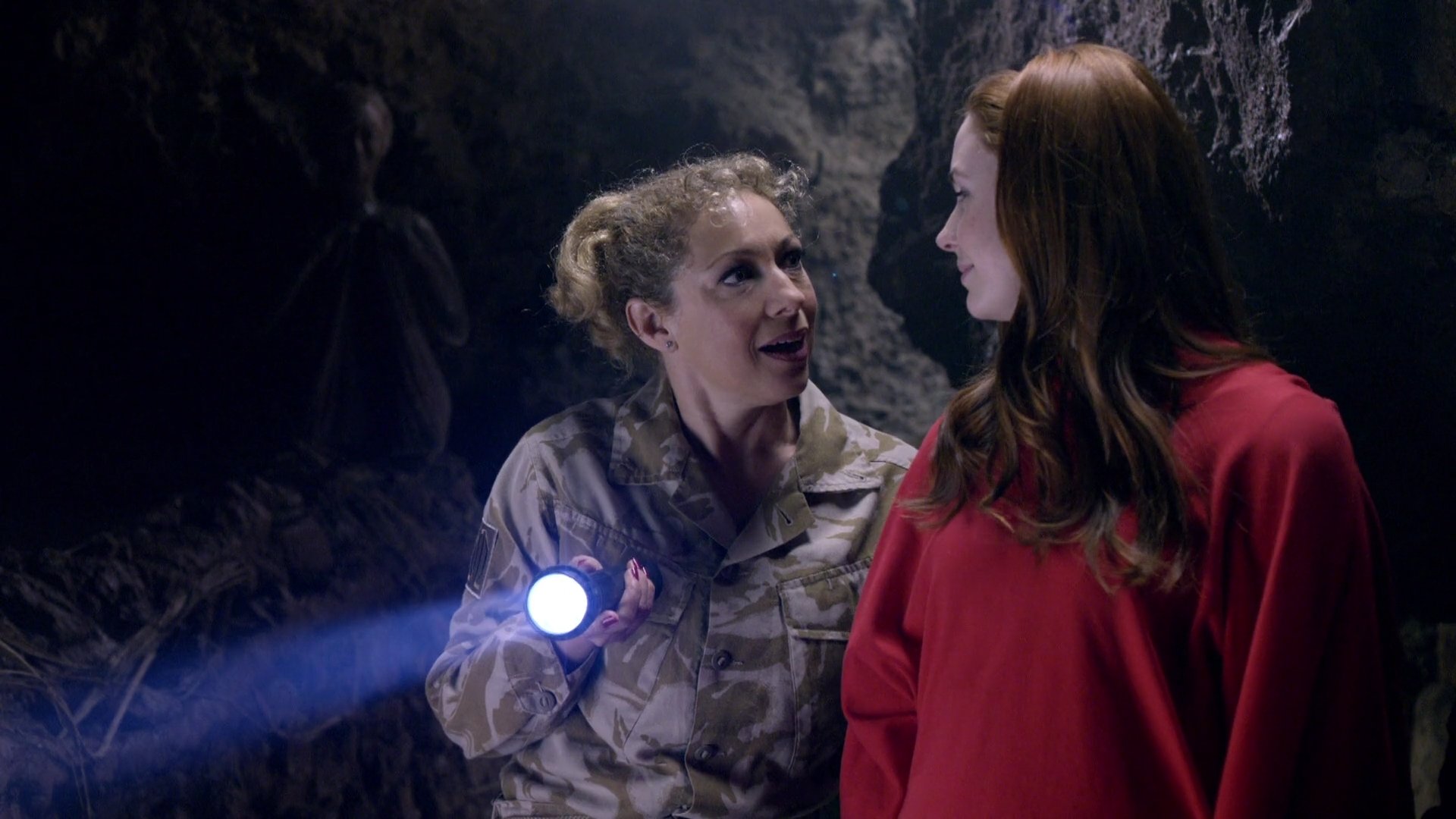 DoctorWho_5x04_TheTimeofAngels_0288.jpg