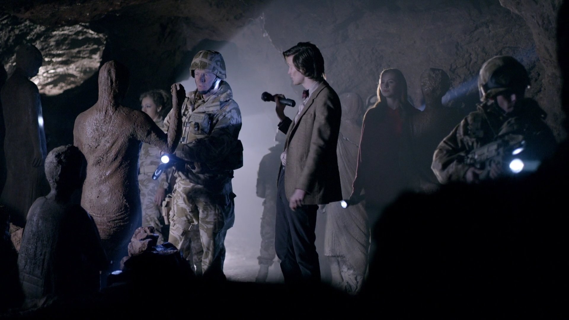 DoctorWho_5x04_TheTimeofAngels_0294.jpg