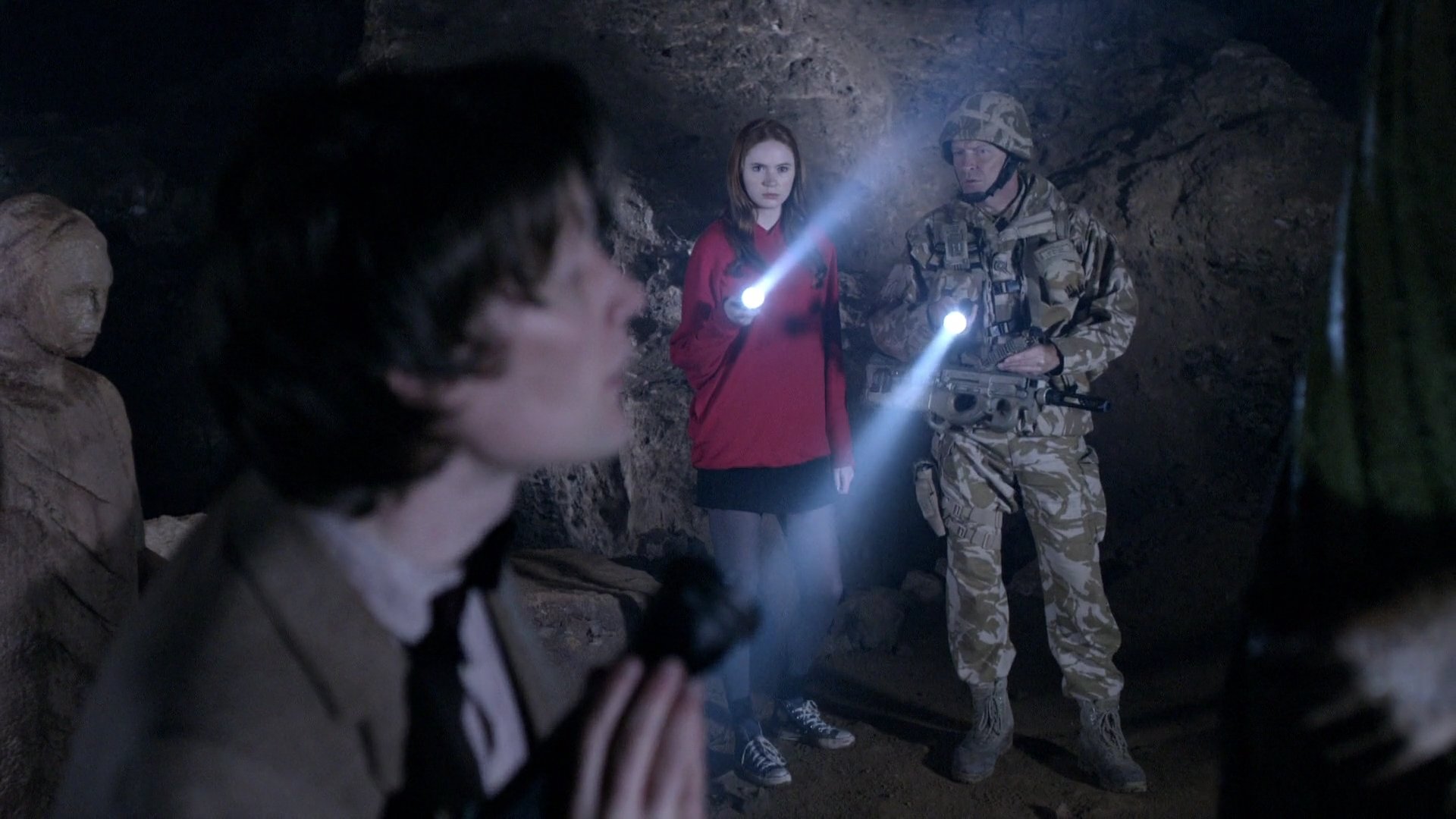 DoctorWho_5x04_TheTimeofAngels_0301.jpg