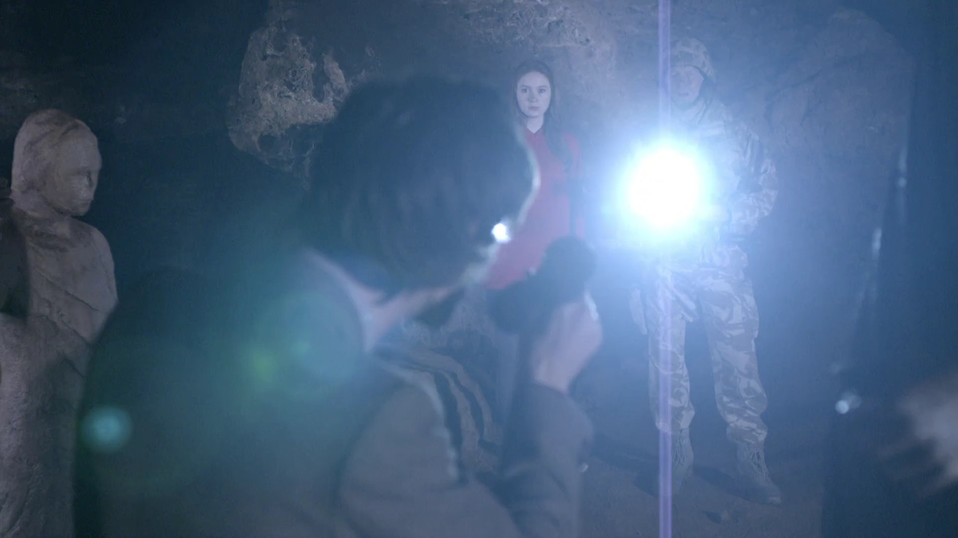 DoctorWho_5x04_TheTimeofAngels_0304.jpg