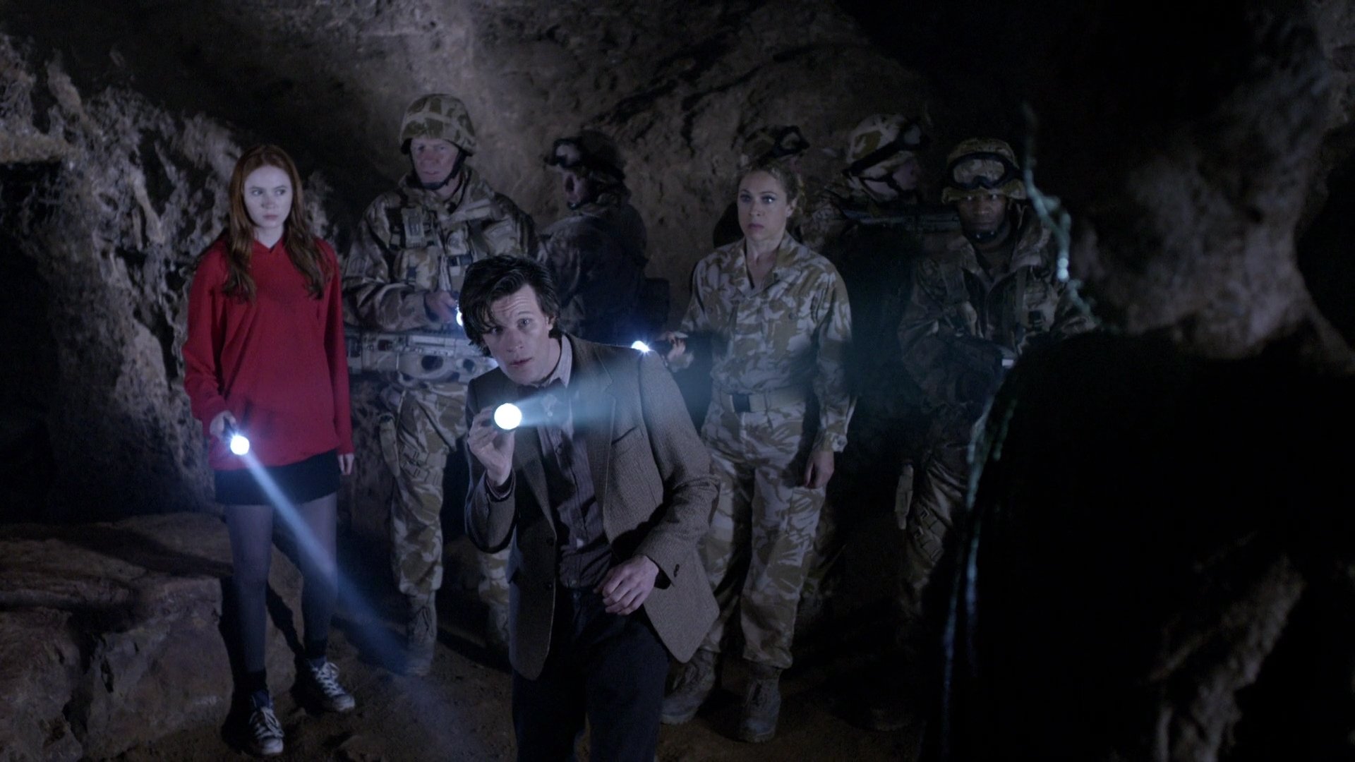 DoctorWho_5x04_TheTimeofAngels_0306.jpg