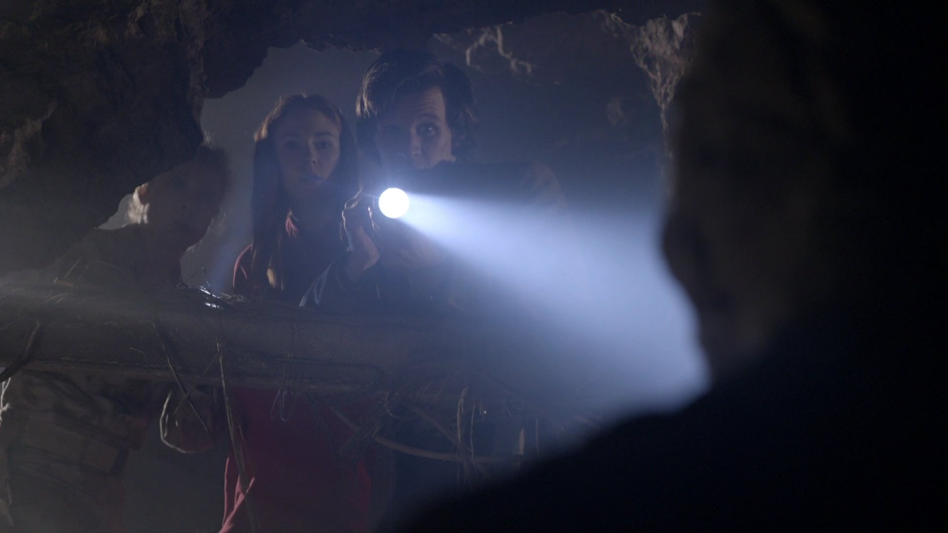 DoctorWho_5x04_TheTimeofAngels_0316.jpg