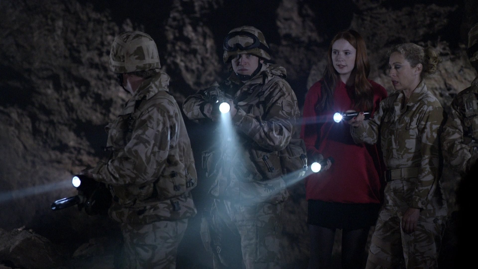 DoctorWho_5x04_TheTimeofAngels_0321.jpg