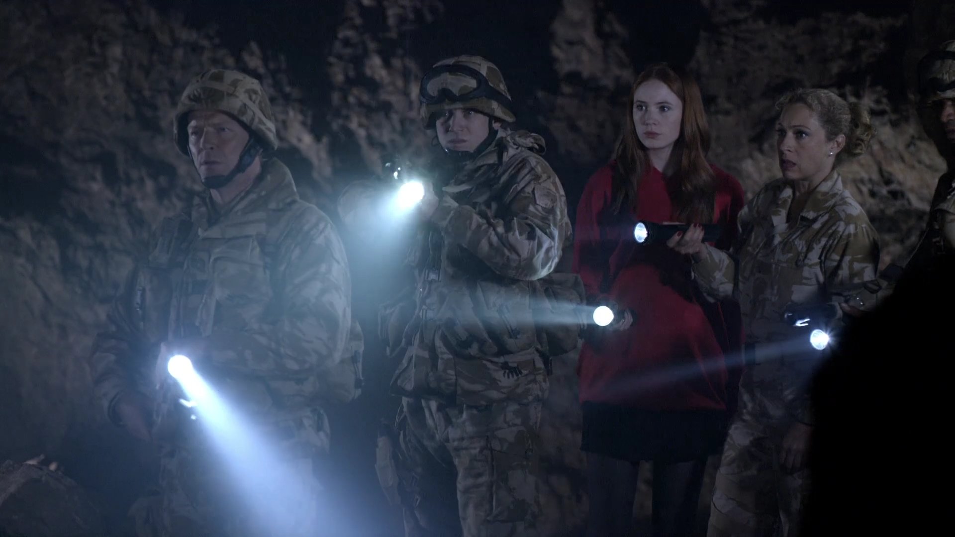 DoctorWho_5x04_TheTimeofAngels_0324.jpg