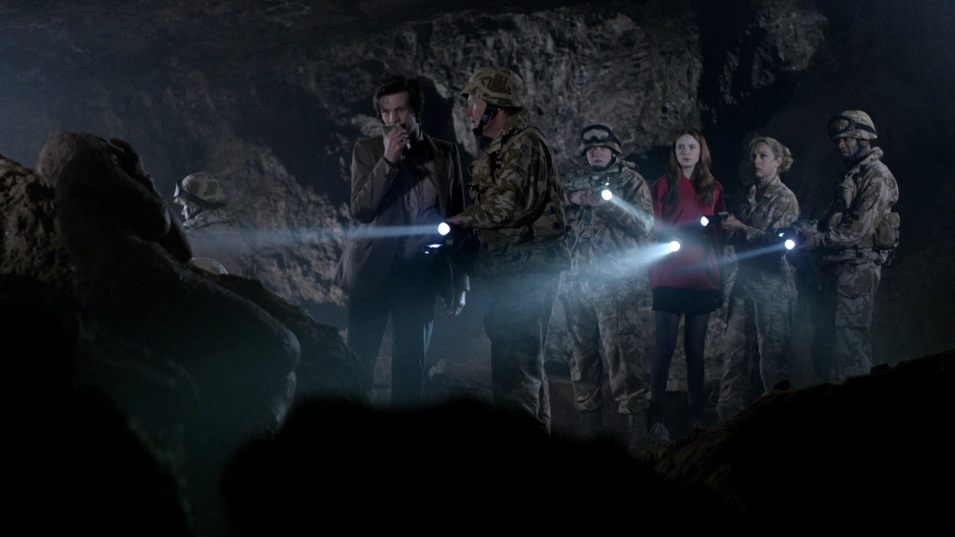 DoctorWho_5x04_TheTimeofAngels_0327.jpg