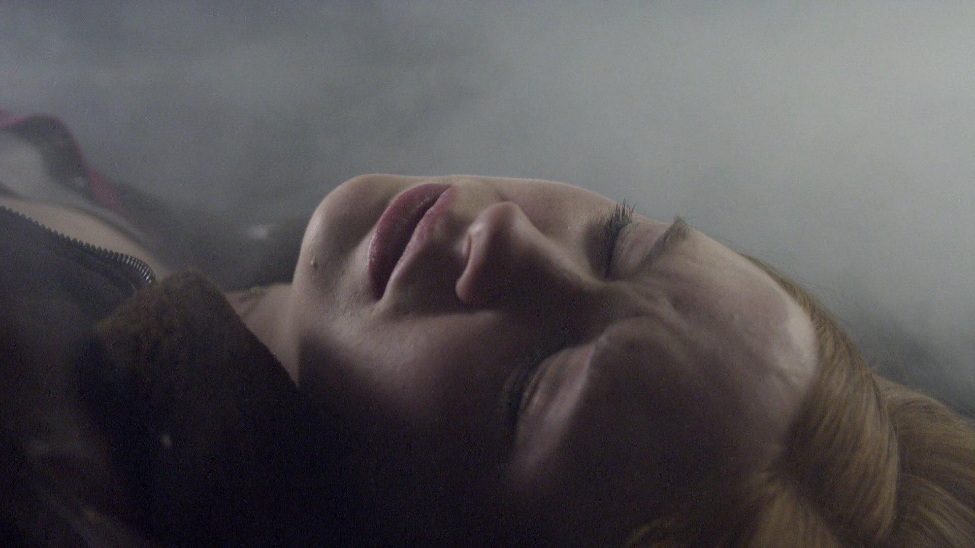 DoctorWho_5x08_TheHungryEarth_0129.jpg