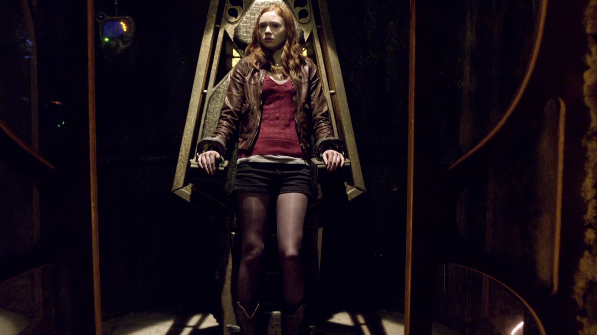DoctorWho_5x08_TheHungryEarth_0152.jpg