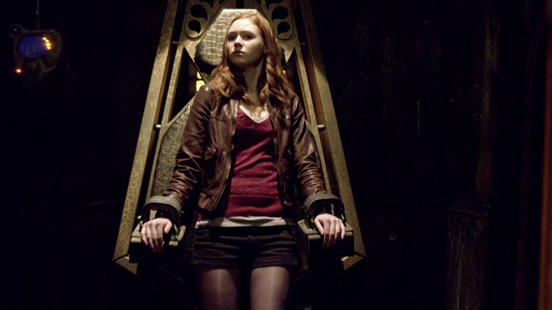 DoctorWho_5x08_TheHungryEarth_0153.jpg