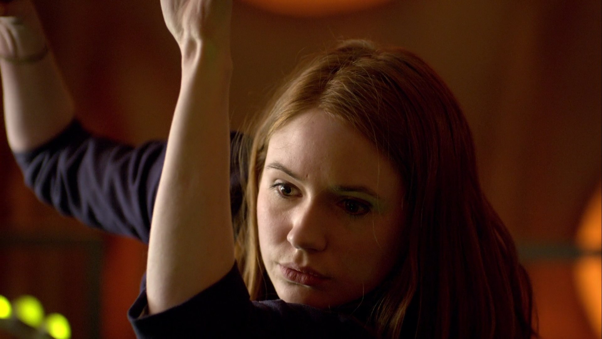 DoctorWho_5x11_TheLodger_0002.jpg