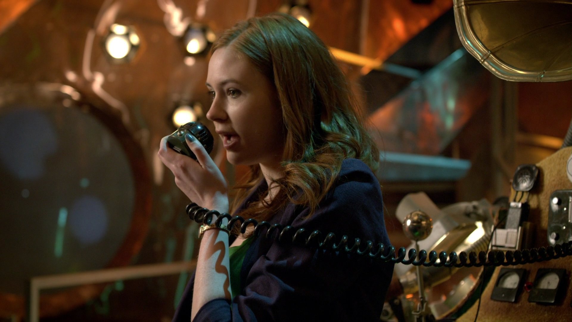 DoctorWho_5x11_TheLodger_0029.jpg