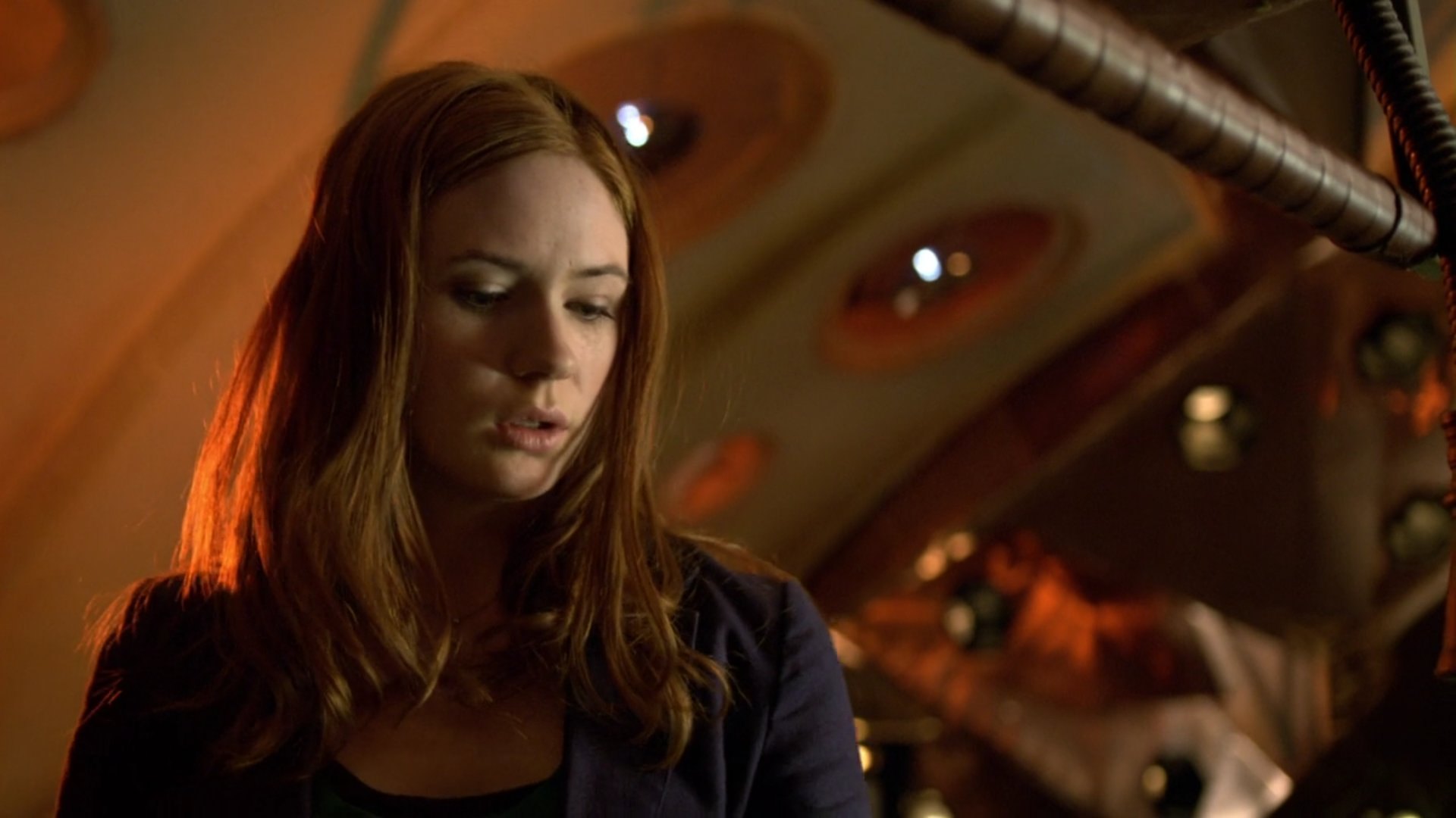 DoctorWho_5x11_TheLodger_0129.jpg