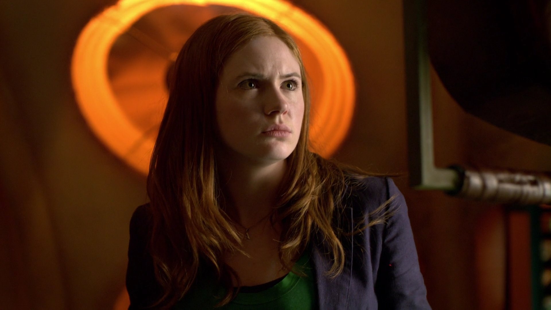 DoctorWho_5x11_TheLodger_0181.jpg