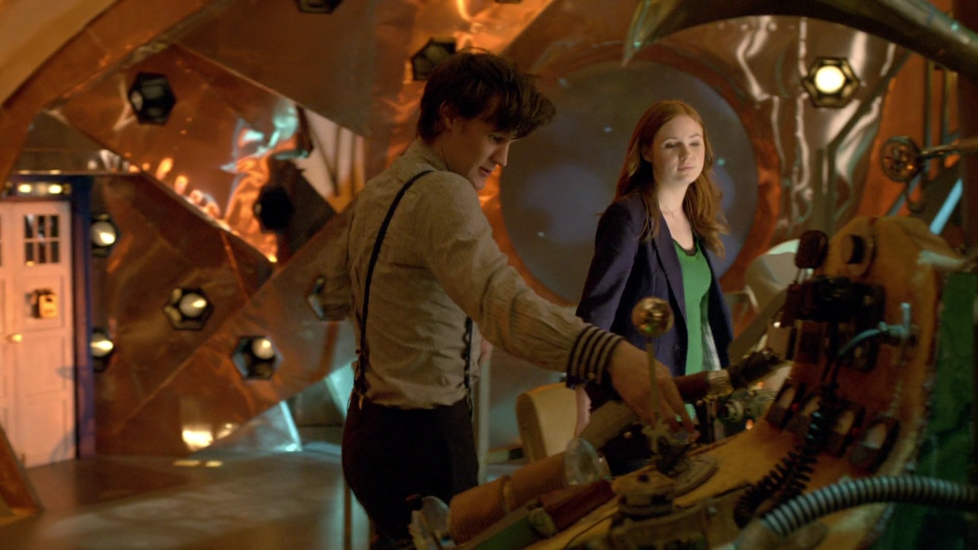 DoctorWho_5x11_TheLodger_0185.jpg