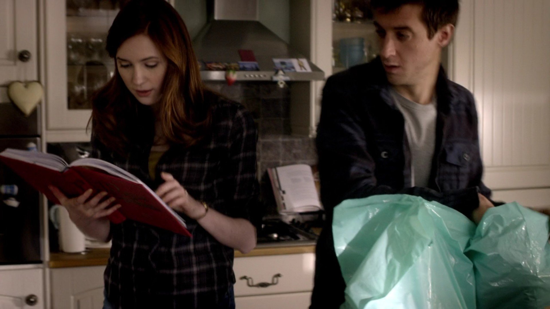 DoctorWho_6x01TheImpossibleAstronaut_0001.jpg
