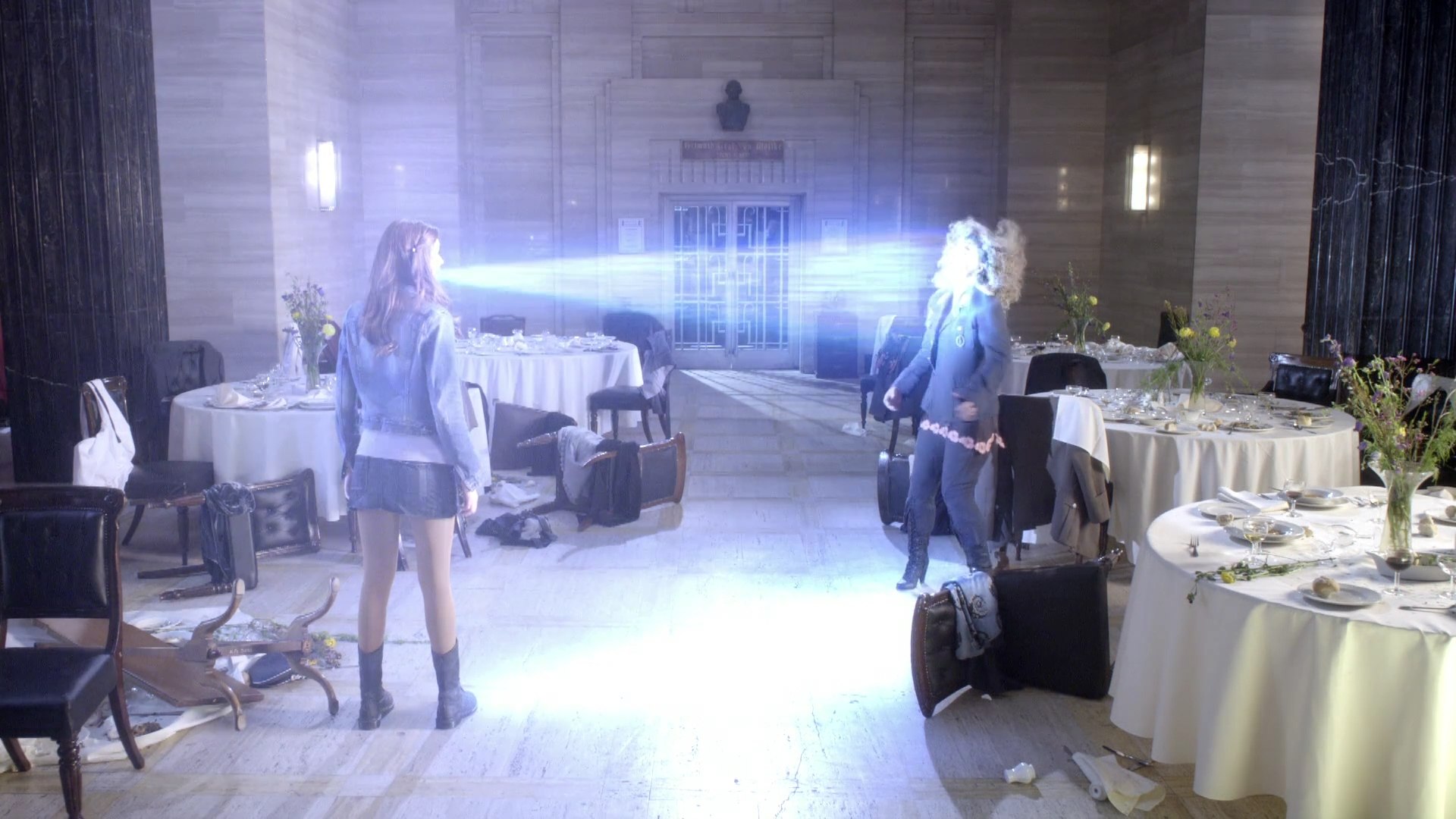 DoctorWho_6x08LetsKillHitler_0382.jpg