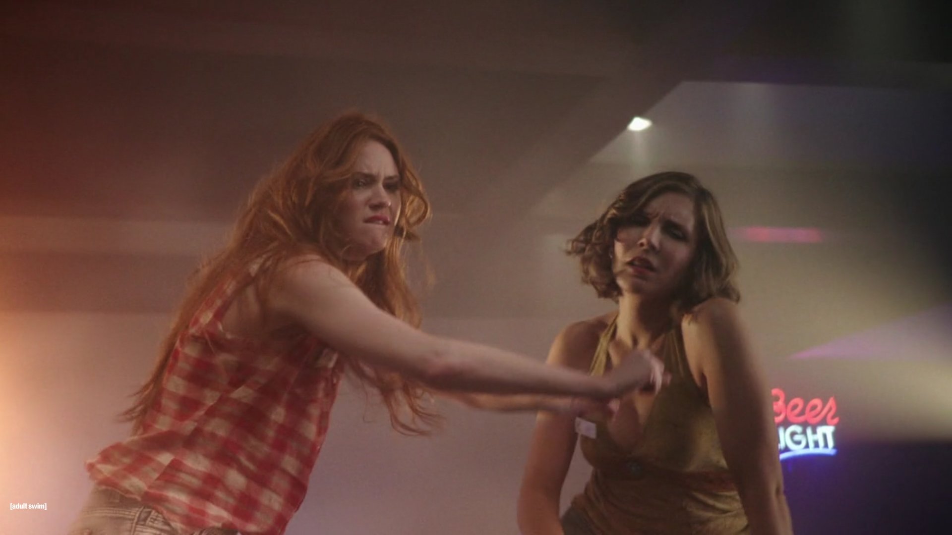 NTSFSDSUV_3x05_TGIMurder_0104.jpg