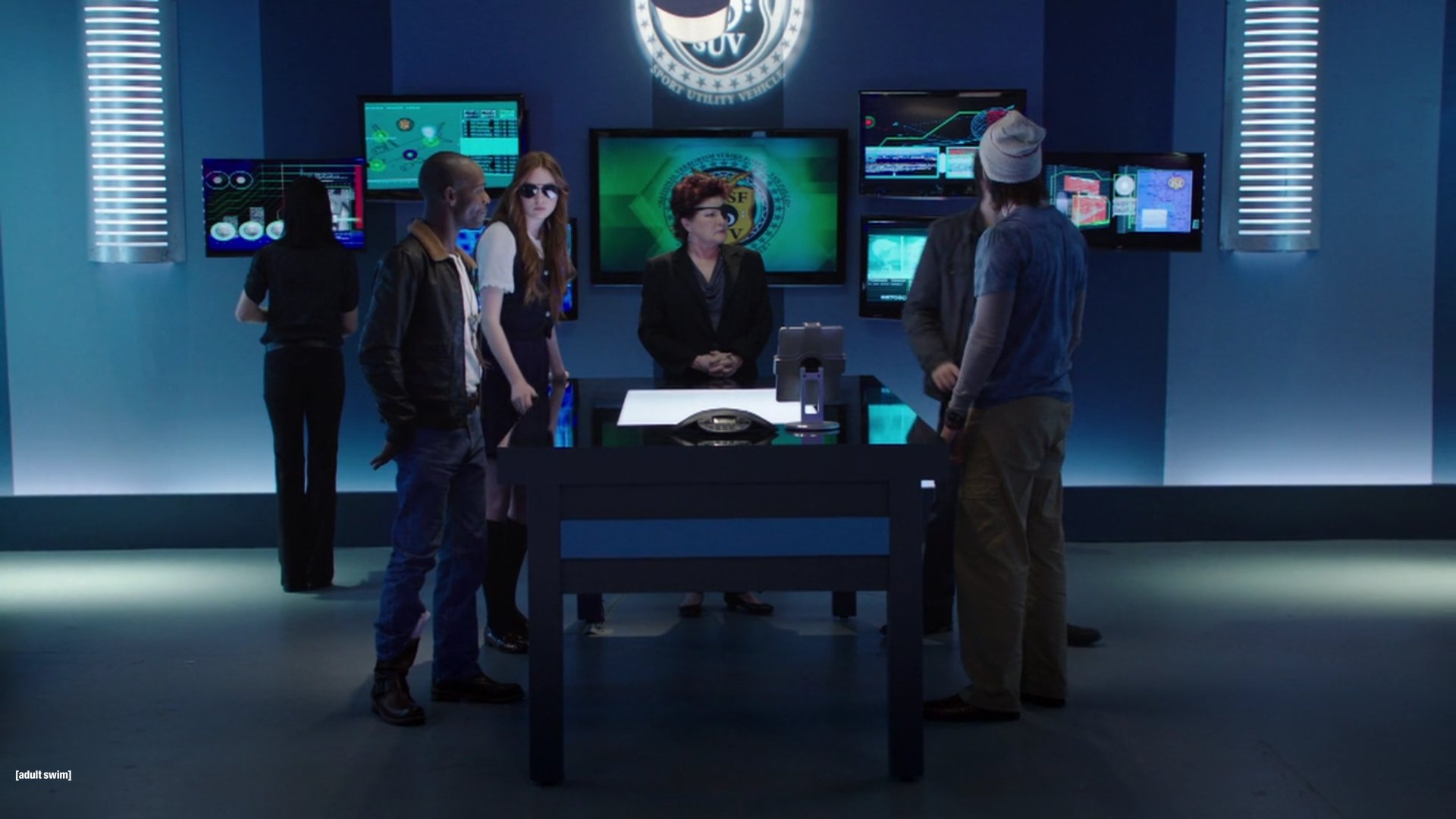 NTSFSDSUV_3x07_DrivetoSwallow_0031.jpg