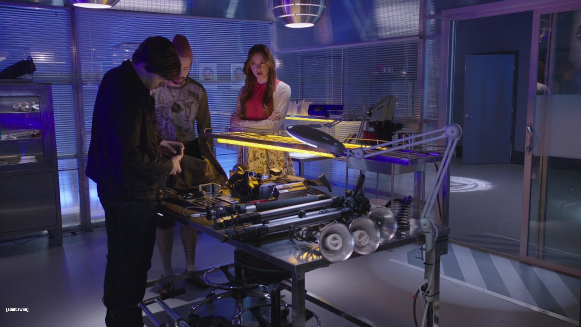 NTSFSDSUV_3x07_DrivetoSwallow_0045.jpg