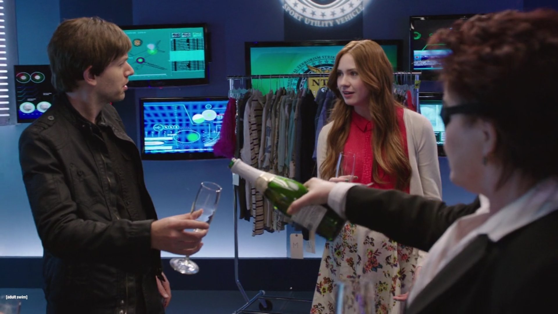 NTSFSDSUV_3x07_DrivetoSwallow_0071.jpg