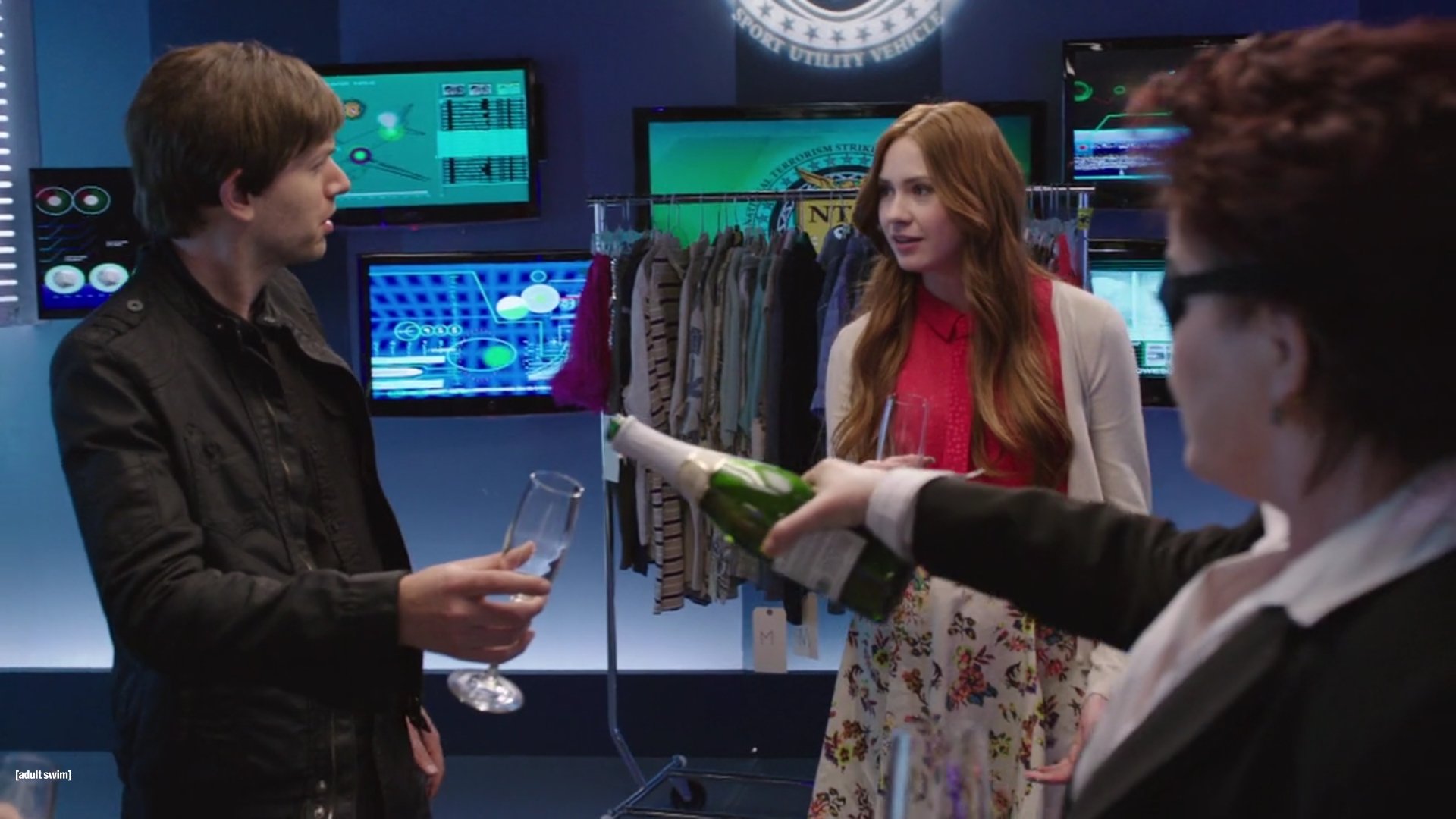 NTSFSDSUV_3x07_DrivetoSwallow_0074.jpg