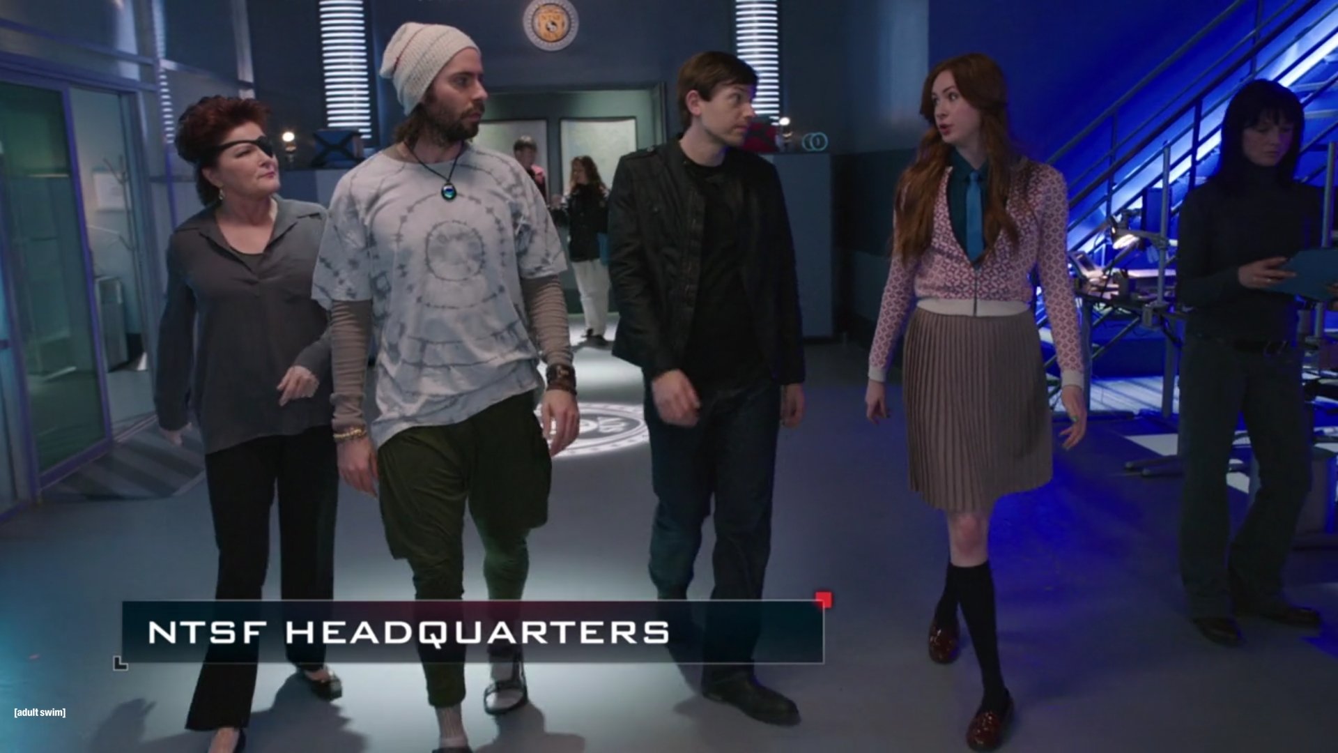 NTSFSDSUV_3x09_TradingFaces_0004.jpg