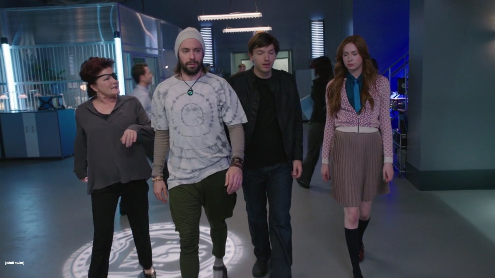 NTSFSDSUV_3x09_TradingFaces_0011.jpg
