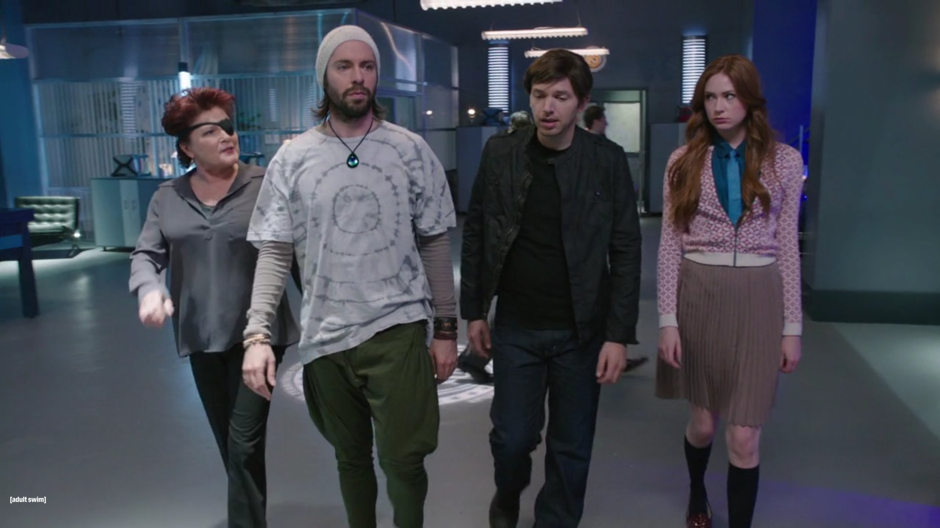 NTSFSDSUV_3x09_TradingFaces_0014.jpg