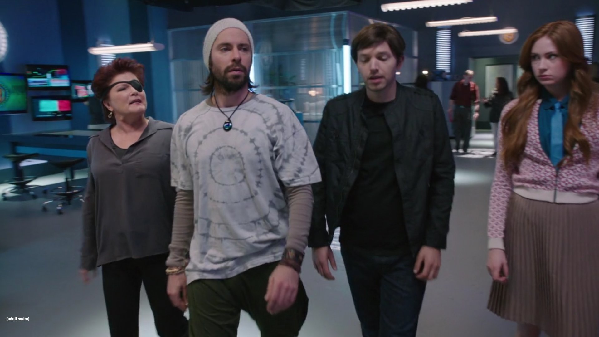 NTSFSDSUV_3x09_TradingFaces_0016.jpg