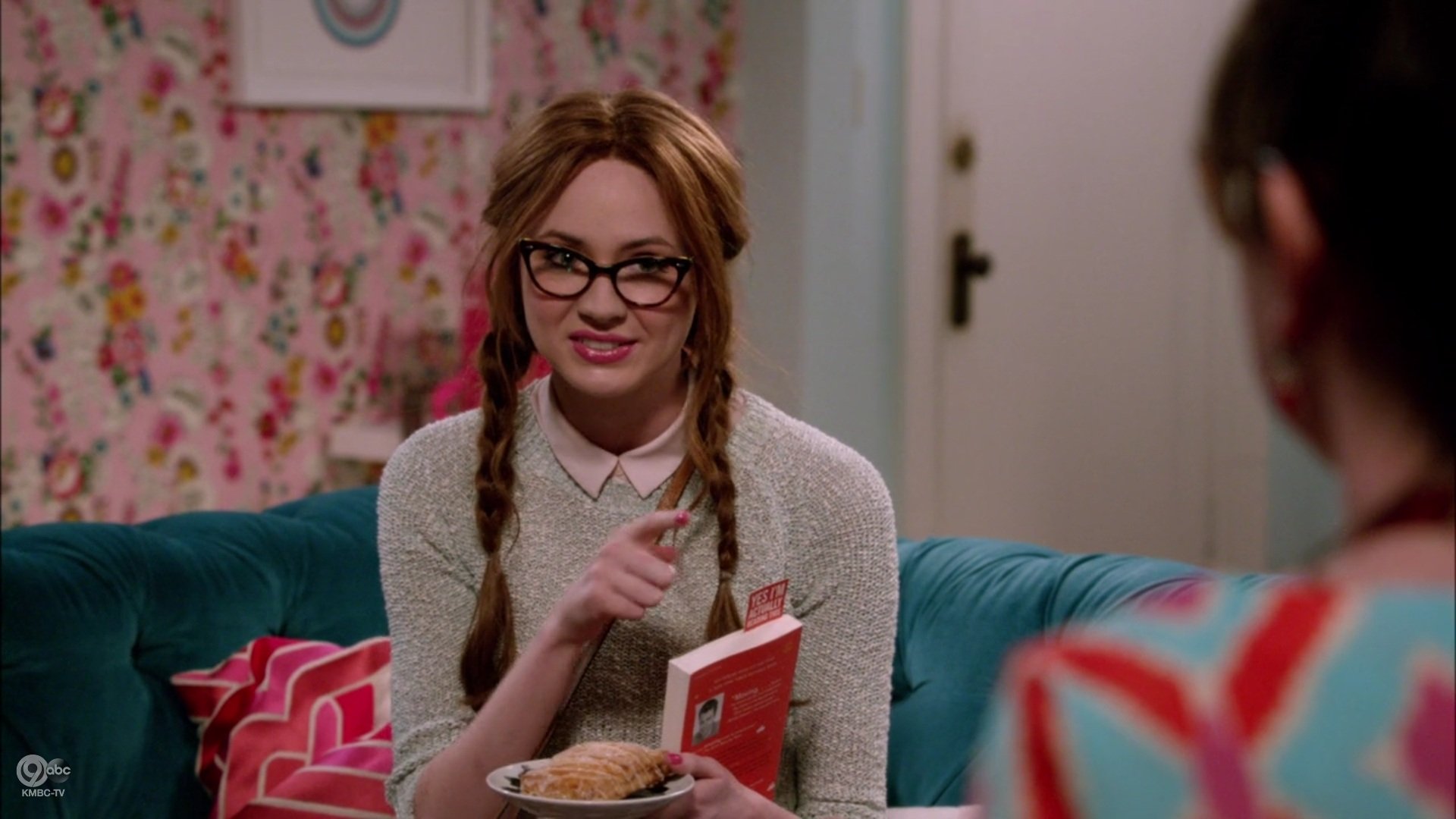 Selfie_1x02_Un-TagMyHeart_0314.jpg