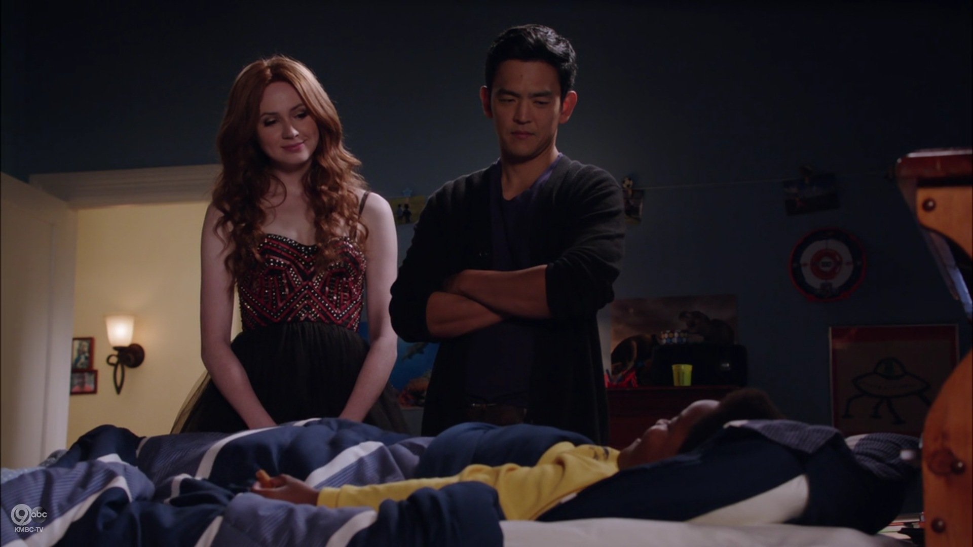 Selfie_1x04_NuggetofWisdom_0415.jpg