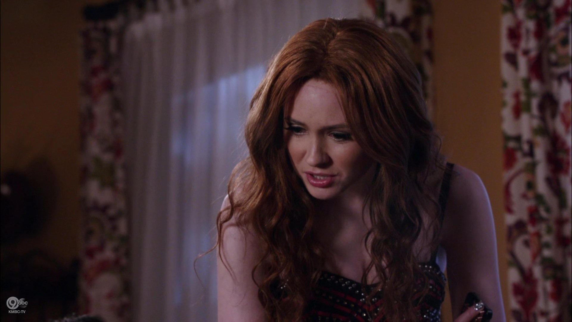 Selfie_1x04_NuggetofWisdom_0442.jpg Selfie_1x04_NuggetofWisdom_0442.jpg