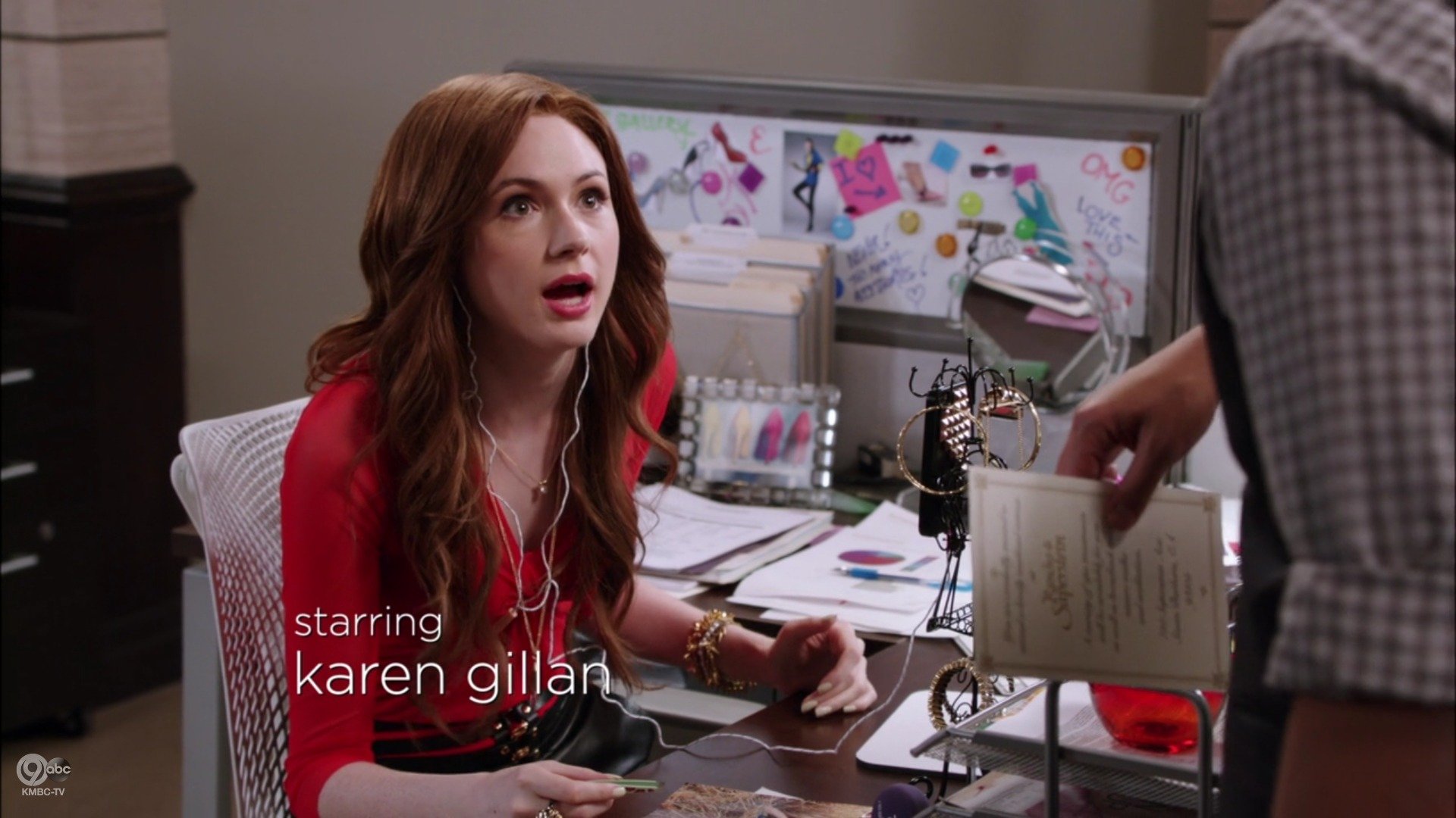 Selfie_1x05_EvenHellHasTwoBars_0012.jpg