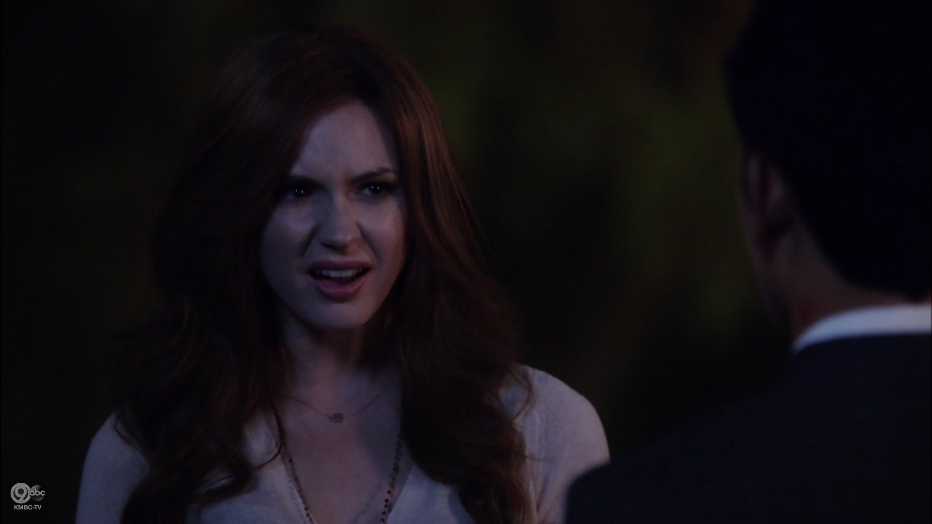 Selfie_1x05_EvenHellHasTwoBars_0605.jpg