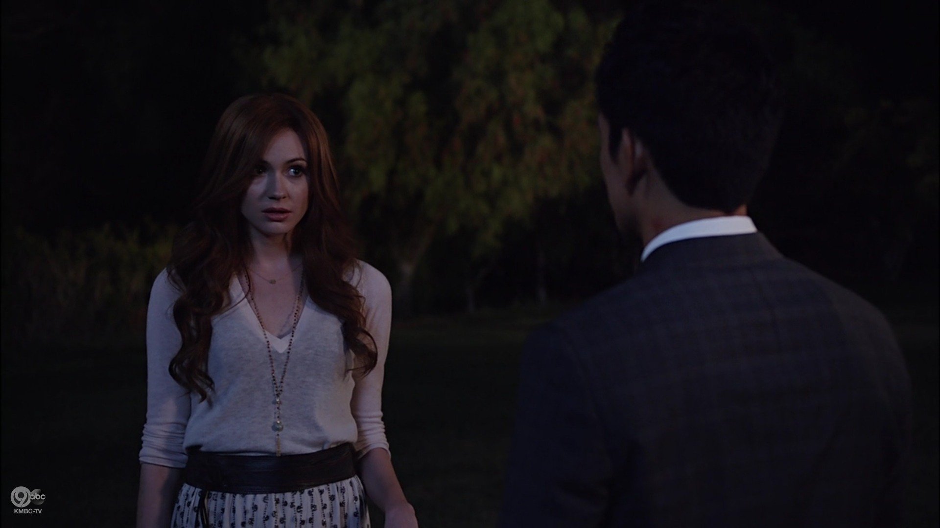 Selfie_1x05_EvenHellHasTwoBars_0608.jpg