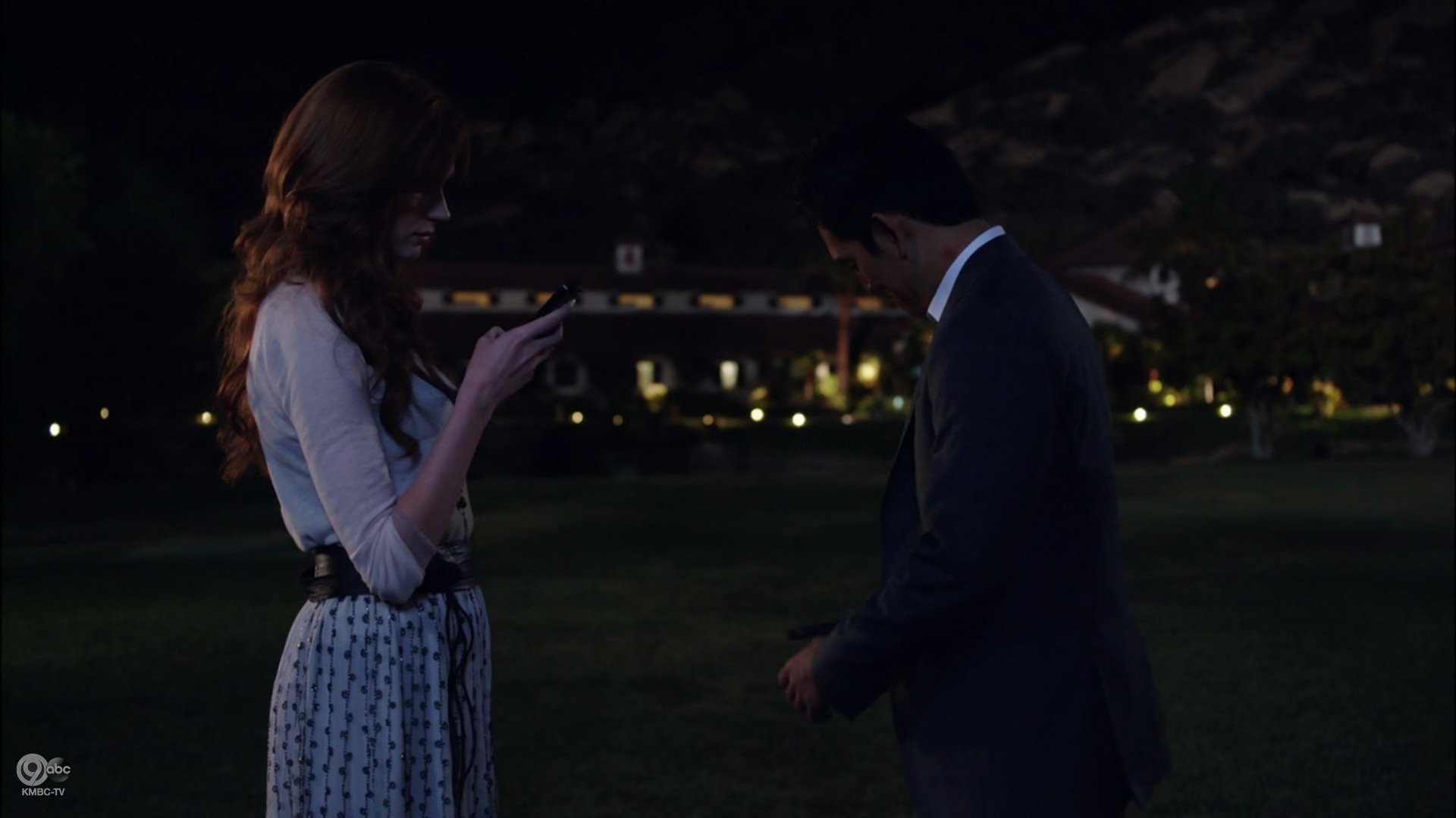 Selfie_1x05_EvenHellHasTwoBars_0641.jpg