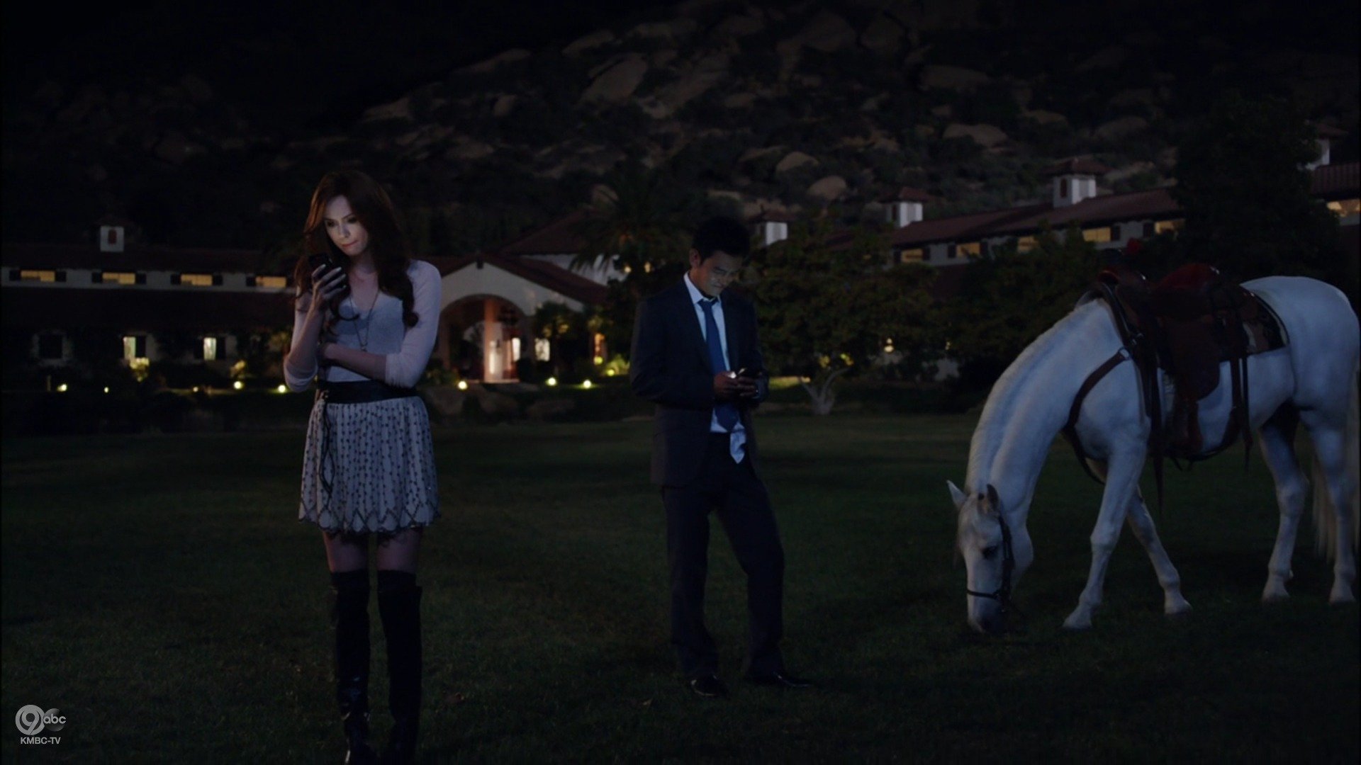 Selfie_1x05_EvenHellHasTwoBars_0650.jpg