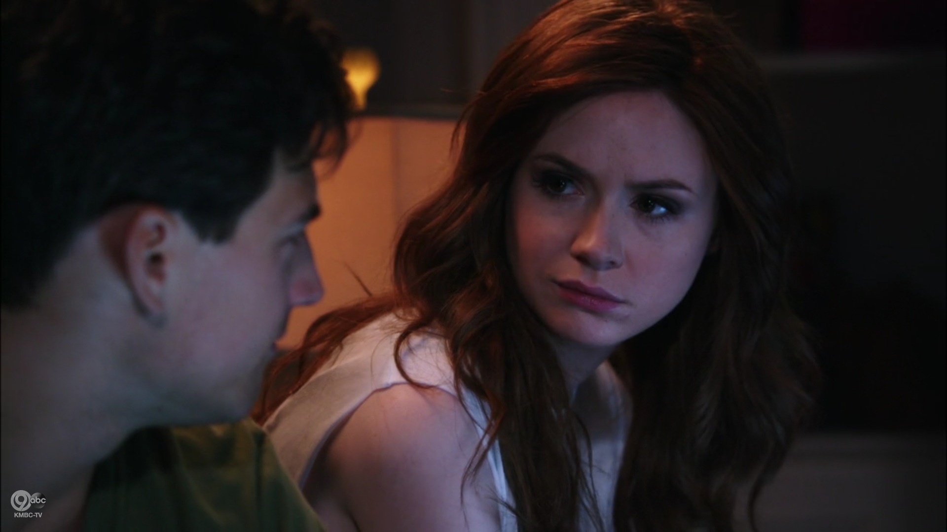 Selfie_1x09_FollowThrough_0182.jpg