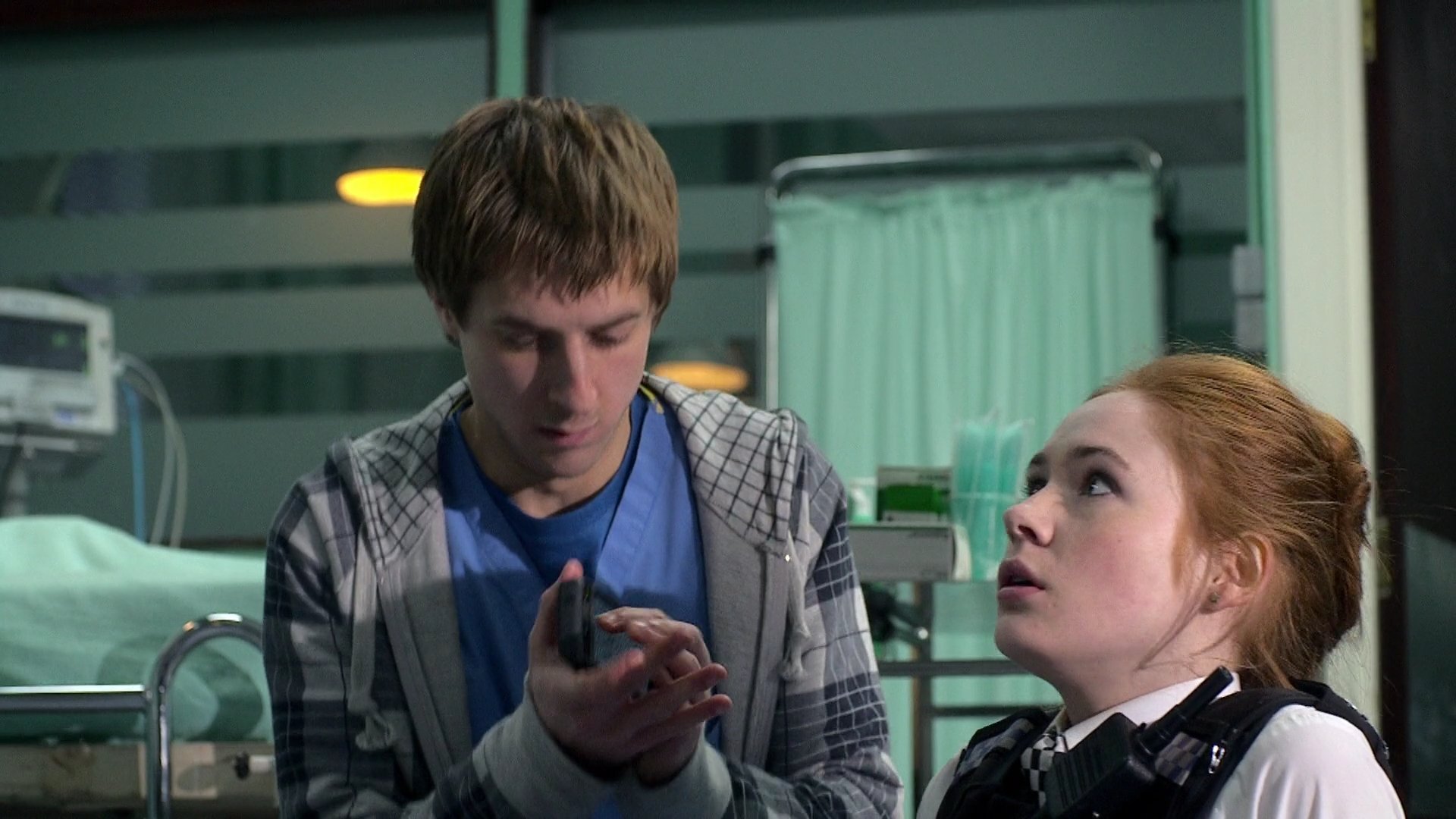 DoctorWho_5x01_TheEleventhHour_0340.jpg