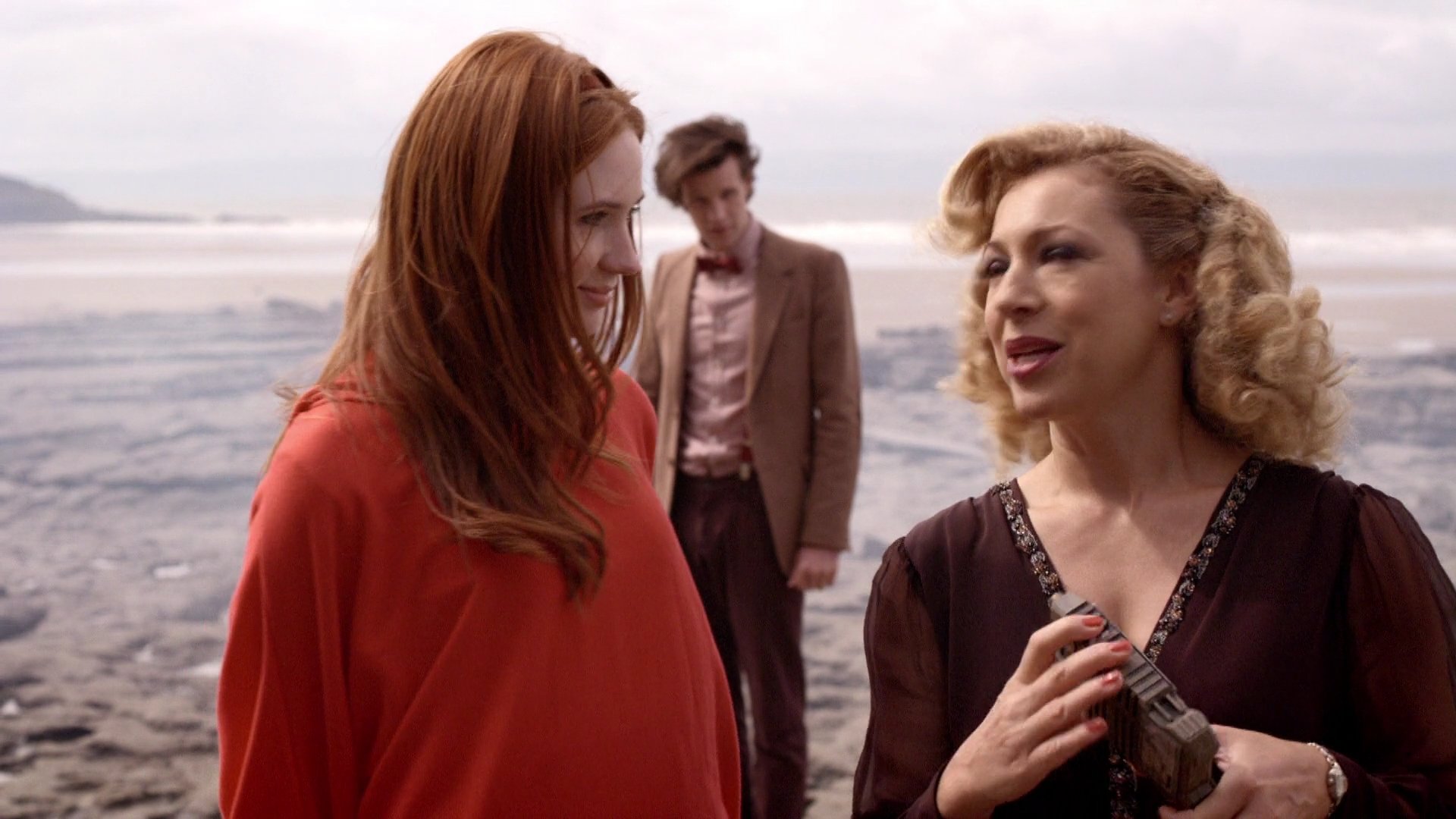 DoctorWho_5x04_TheTimeofAngels_0071.jpg